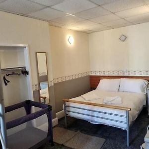 Familien-Zimmer